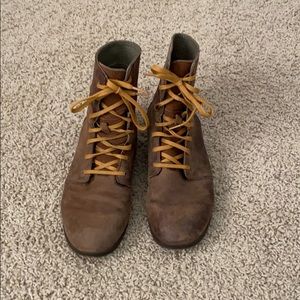 Chaco Natilly leather boots